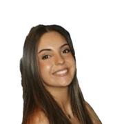 Soy Bea, estudio Educación Infantil y me encanta ayudar y enseñar Daria a clase a niños desde 2 a 13 años