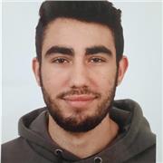 Alumno de carrera de fisica que da clases hasta el nivel de bachillerato