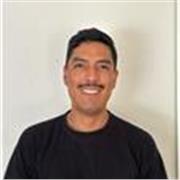 Ingeniero con más de 6 años de experiencia en  liderando equipos comerciales.Disponibilidad clases presencial/online