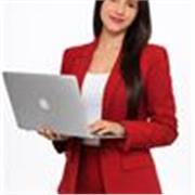 Profesora de español en línea, adaptando cada clase al nivel del estudiante y explicando de forma clara y dinámica