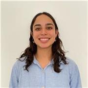 Maestra con especialización en materias de ciencias para alumnos de secundaria y preparatoria