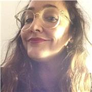 Doy clases de inglés para primaria y secundaria, preparación de fichas técnicas textiles para Asía, clases de diseño de moda con Illustrator