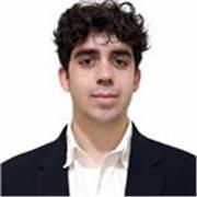 Estudiante de Doble Grado en Ciencia de Datos e Ingeniería de Organización Industrial.