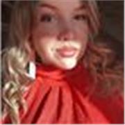 Profesora de Inglés y Francés, apta para todas las edades. Certificado C1 y actualmente cursando carrera de Estudios Ingleses.