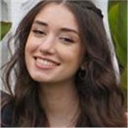 Sono una laureanda in Psicologia e Scienze della Formazione Primaria. Offro ripetizioni, aiuto compiti e supporto allo studio.