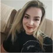 Dou aulas para crianças, que precisam ser alfabetizadas