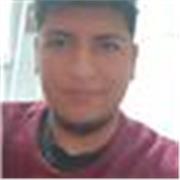 Profesor titulado enseña redacción de forma online pacientemente