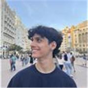 Experiencia con Inglés avanzado, B2 certificado. Dispuesto a enseñar a todas las edades