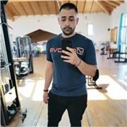 Istruttore fitness e laureato magistrale in Scienze motorie offre lezioni di fitness e allenamenti hiit e postural training