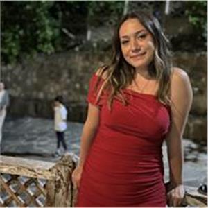 Elif Gökmenoglu