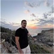 Bonjour je m’appelle Grégoire je suis Joaillier très expérimenté depuis 5 ans pour les grandes marques de la Place Vendôme.