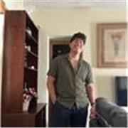 ¡Aprende inglés de forma práctica y amena con un profesor dinámico y paciente!