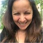 Profesora de Ingles con 6 anos de experiencia en clases para todas las edades y niveles. 