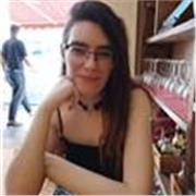 Offro anni di esperienza nell'aiuto compiti per ragazzi di medie e superiori, aiutandoli a studiare e trovare un metodo di studio