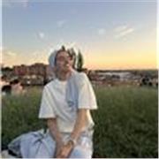 Me defino una persona aplicada, puntual y responsable y me encantaría ayudar a comprender las tareas a los niños de primaria