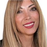 Soy profesora de francés online por las tardes con amplio conocimiento de la lengua y cultura francesa.