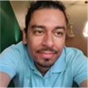 English teacher with over 12 years of experience providing lessons to students from Year 9 and up