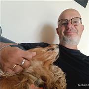 Vuoi un tutor che ti aiuti a fare i compiti, come se fossi in un luna park? Hai trovato la persona giusta