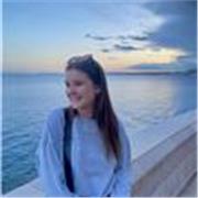 Cours de français pour étrangers souhaitant apprendre avec explications claires en anglais et méthode progressive