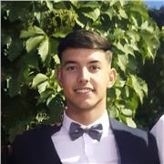 Estudiante de filología hispánica imparte clases particulares a jóvenes que estén dispuestos a extraer su máximo potencial conmigo, para ser más eficiente y sacar mejores notas con menos tiempo de estudio