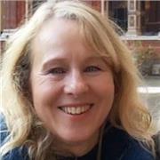 I am an experienced art teacher, currently preparing Level 3 students for university teaching at an FE college.