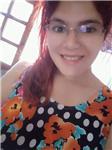 Profesora de ingles da clases a adultos, niños y adolecentes