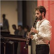 Classes de clarinet per a tots els nivells, i saxo, piano i producció musical per a principiants. Puc ajudar-te?