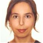 Cuidado infantil y apoyo escolar con especialización en inglés y refuerzo educativo