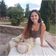 Estudiante de Grado en Educación Primaria. Responsable y comprometida. Imparto clases de apoyo de cualquier materia en Primaria y Secundaria