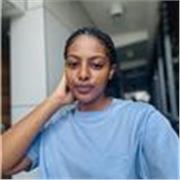 I give private lessons tailored to your level and learning needs