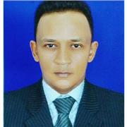 Profesor de apoyo escolar para niños especializado en clases presenciales