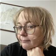 I’m an integrative psychotherapist who is warm and friendly, and would work well with low confidence pupils