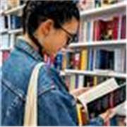 Studentessa del quito anno vuole fare lezioni di spagnolo a studenti della scuola superiore o anche se