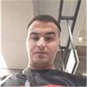 Englischlehrer für alle Altersgruppen , Besitzt ein internationales TESOL-Lehrzertifikat.