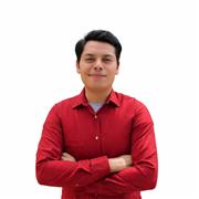 Licenciado en educación, con una especialización en matemáticas básicas