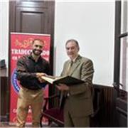 Traductor e Intérprete, Profesor de Traducción, Profesor de Inglés