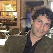 Dottore in lettere e diplomato in lingue straniere