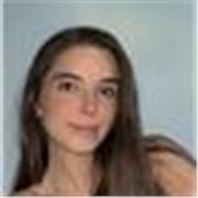 Me llamo Emma y tengo 23 años, estoy acabando el grado en química en la universidad de Salamanca, a espera de entregar el TFG.
