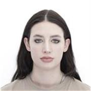 Profesora titulada en Inglés con experiencia internacional, ofrece clases particulares online y presenciales en Madrid.