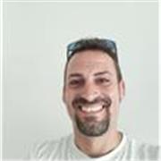Soy una persona entusiasta, todo alumno/a es bien venido, y a enseñar el idioma y perfeccionarlo para que se desarrollen eficientemente en el idioma.