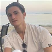 Coach de padel, ancien membre de l'équipe de France U18 et 5 ème au championnat du monde (ancien top 250 Français)