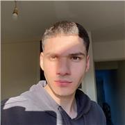 Desarrolla tu software y ponlo a la venta. Innovador profesor de programación