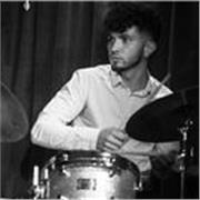Clases de batería, piano, lenguaje musical y armonía con profesor titulado en Superior y Máster de Jazz