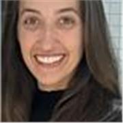 Professora particular de português, com experiência na área, ministrando aulas para crianças e adolescentes