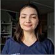 Profesora de clases particulares de biología en formato remoto