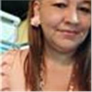 Docente de primaria de clase fundamentales