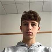 Studente di 15 anni della scuola tedesca di Milano. Posso aiutare nelle materie riguardanti tedesco, italiano, inglese, francese, matematica e materie scientifiche