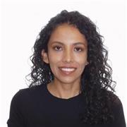 Soy hablante nativa de español, apasionada por el intercambio cultural y la enseñanza.