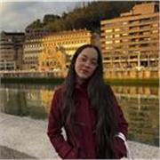 Soy una persona paciente, empática y entusiasta, con flexibilidad y comunicación clara para un ambiente de aprendizaje positivo.