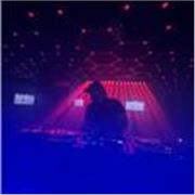 Productor y Dj profesional apto para todas las edades.